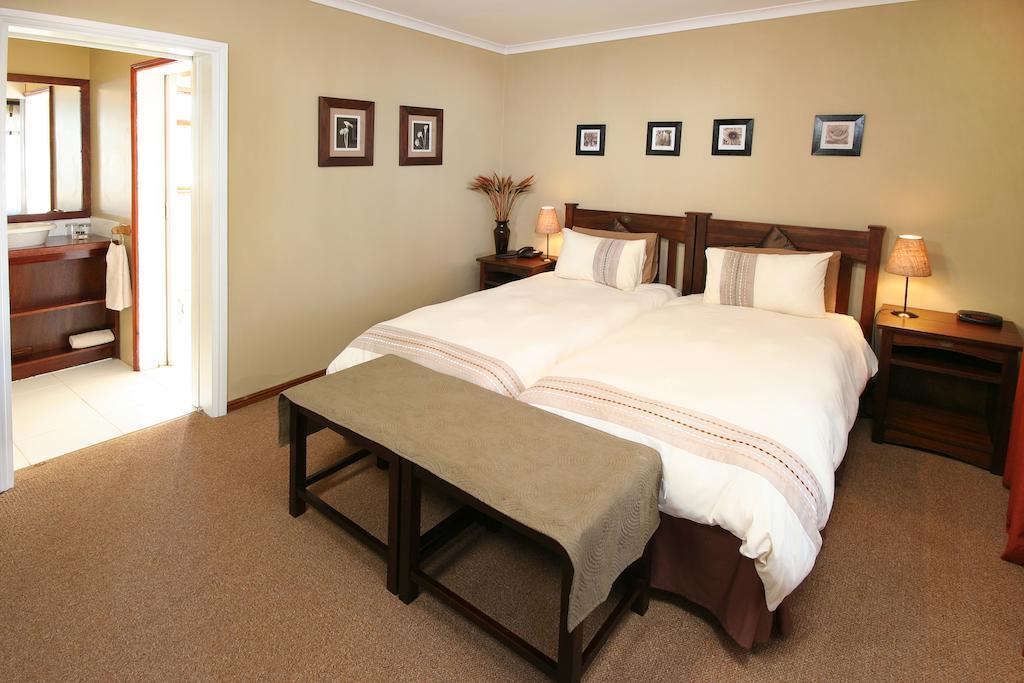 Thatchwood Country Lodge St. Francis Bay Exterior photo
