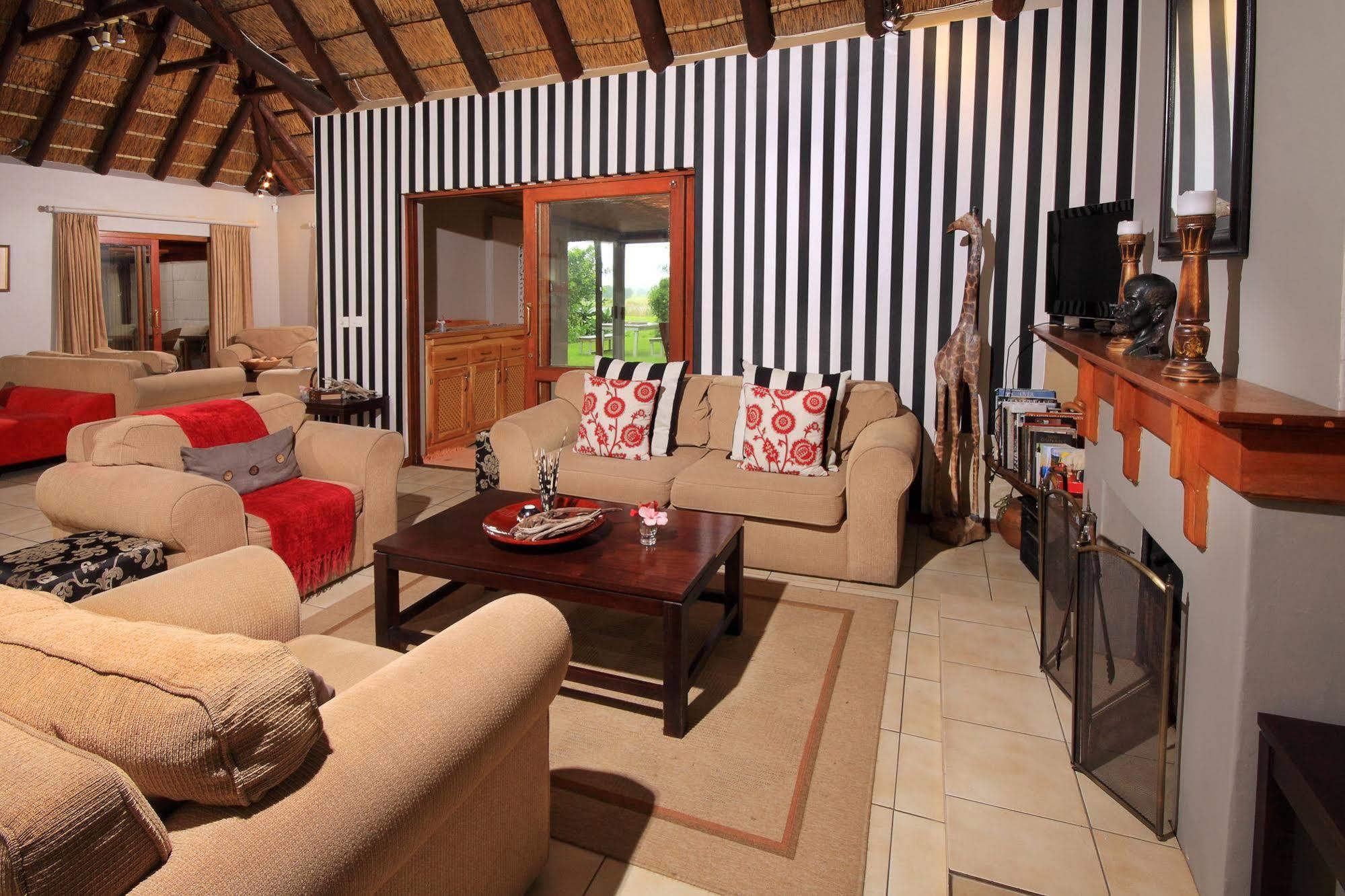 Thatchwood Country Lodge St. Francis Bay Exterior photo